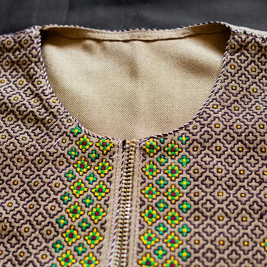 جلیقه سوزن دوزی طرح فاخر - رنگ قهوه ای-سبز