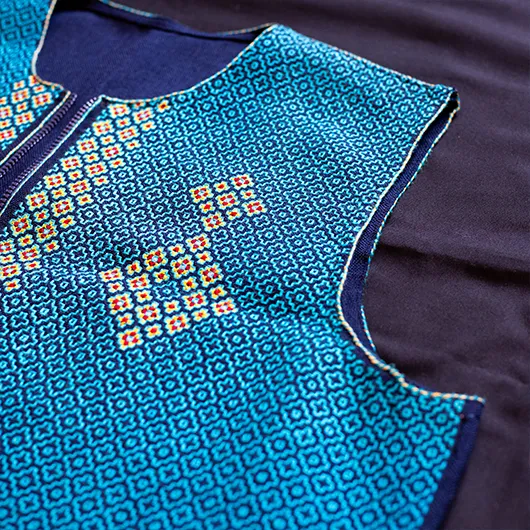 جلیقه سوزن دوزی طرح فاخر - رنگ فیروزه ای